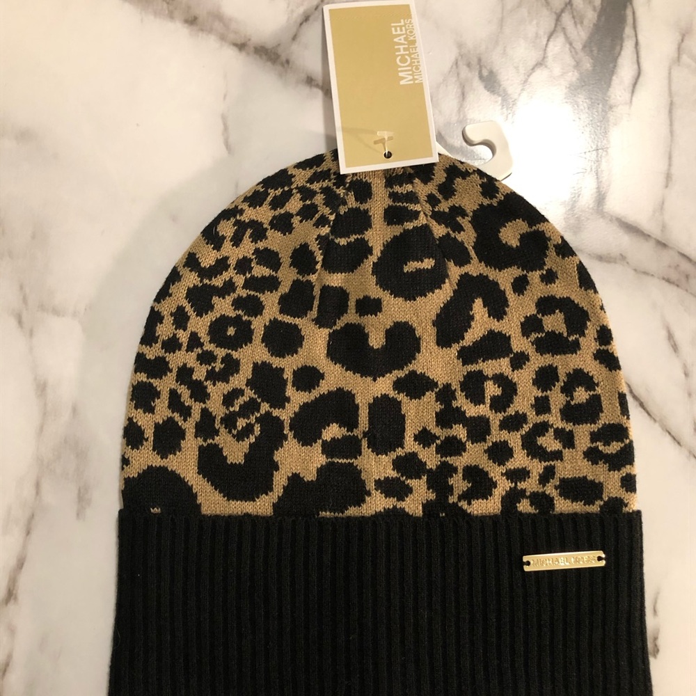 2 DAY ONLY BLACK FRI SALE!! Leopard M. Kors beanie